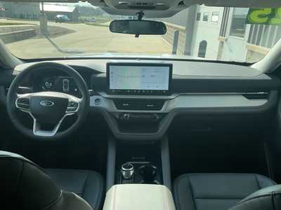 2025 Ford Explorer, $46938. Photo 11