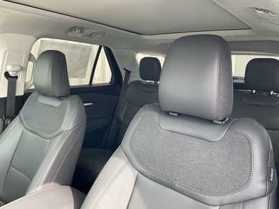 2025 Ford Explorer, $46938. Photo 9