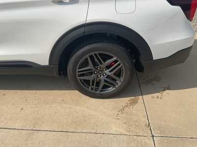 2025 Ford Explorer, $50210. Photo 6