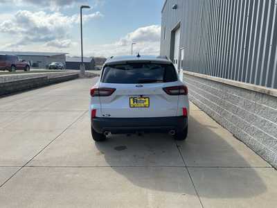2025 Ford Escape, $37287. Photo 5