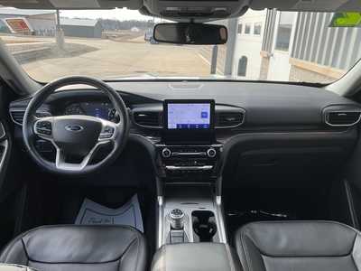 2022 Ford Explorer, $29569. Photo 10