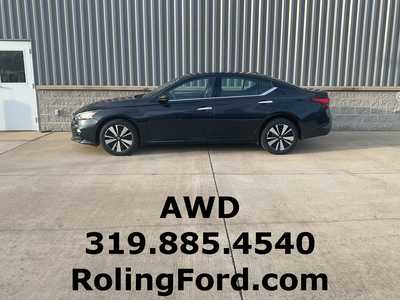 2021 Nissan Altima, $22556. Photo 2