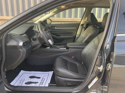 2021 Nissan Altima, $22556. Photo 8