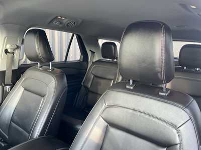 2023 Ford Explorer, $34660. Photo 9