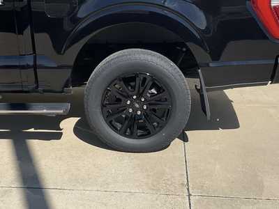 2022 Ford F150 Crew Cab, $42910. Photo 6