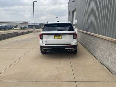 2025 Ford Explorer, $56848. Photo 5