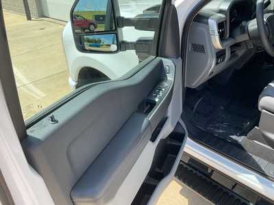 2025 Ford F350 Reg Cab, $57463. Photo 8