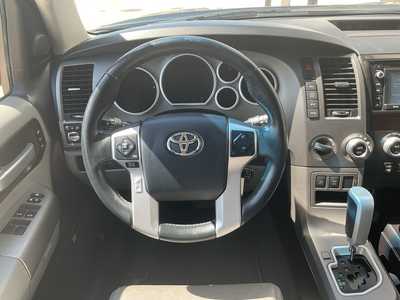2017 Toyota Sequoia, $20550. Photo 11