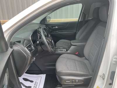 2022 Chevrolet Equinox, $21799. Photo 8