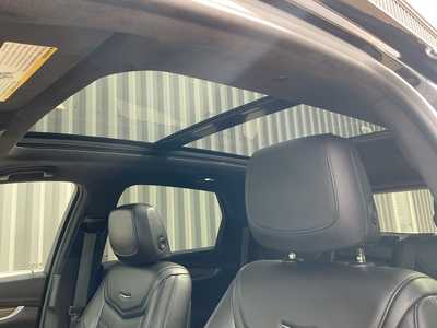 2019 Cadillac XT5, $23399. Photo 10