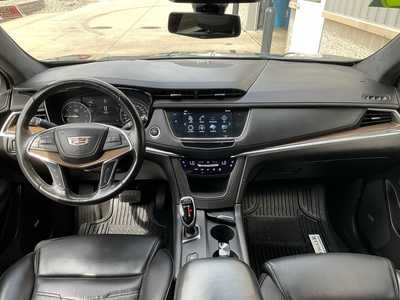 2019 Cadillac XT5, $23399. Photo 11