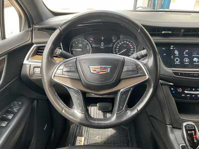 2019 Cadillac XT5, $23399. Photo 12