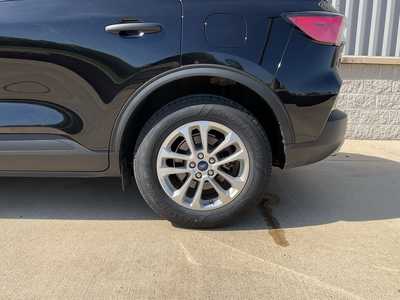 2022 Ford Escape, $19999. Photo 6