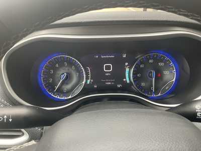 2024 Chrysler Pacifica, $39999. Photo 12