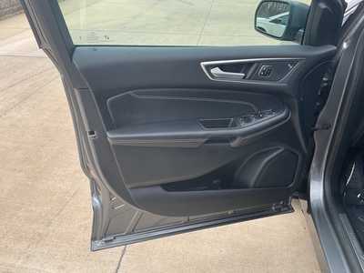 2024 Ford Edge, $39900. Photo 7