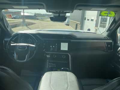 2023 GMC 1500 Crew Cab, $54999. Photo 12