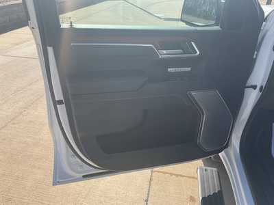 2023 GMC 1500 Crew Cab, $54999. Photo 8