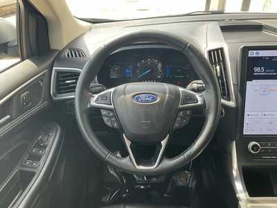 2022 Ford Edge, $24999. Photo 11