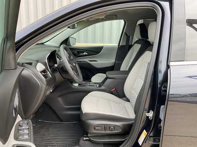 2020 Chevrolet Equinox, $17999. Photo 8