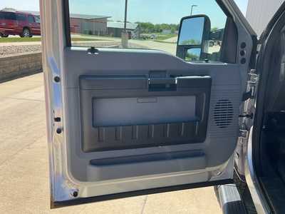 2015 Ford F350 Reg Cab, $25950. Photo 7