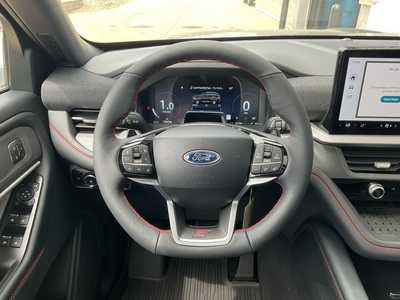 2025 Ford Explorer, $57274. Photo 12