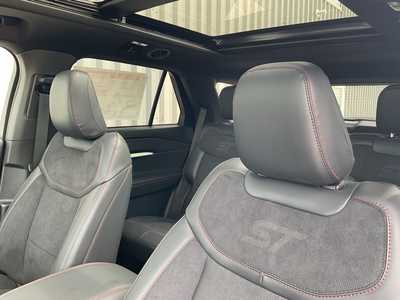 2025 Ford Explorer, $57274. Photo 9