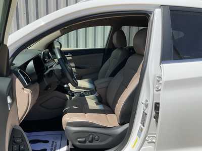 2020 Hyundai Tucson, $23599. Photo 8