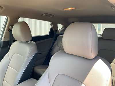 2020 Hyundai Tucson, $23599. Photo 9