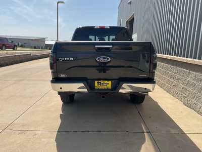 2016 Ford F150 Crew Cab, $15555. Photo 5