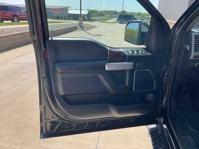2016 Ford F150 Crew Cab, $15555. Photo 7