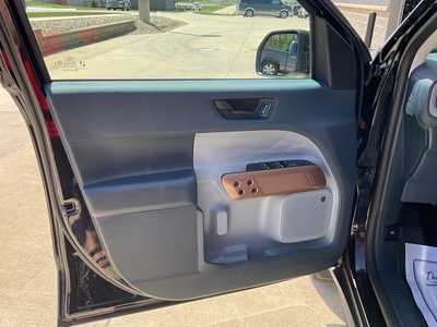 2022 Ford Maverick, $30950. Photo 7