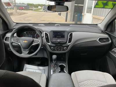 2022 Chevrolet Equinox, $23599. Photo 10