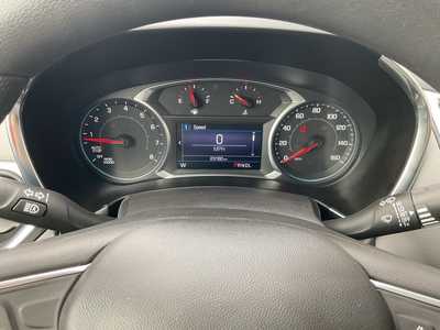2022 Chevrolet Equinox, $23599. Photo 12