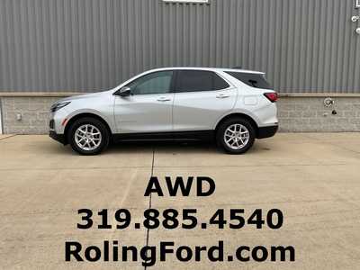 2022 Chevrolet Equinox, $23599. Photo 2