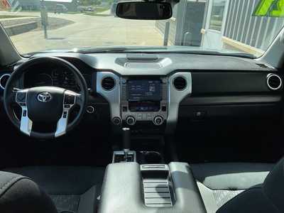 2021 Toyota Tundra Crew Cab, $48950. Photo 11