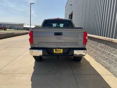 2021 Toyota Tundra Crew Cab, $48950. Photo 5