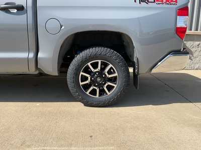 2021 Toyota Tundra Crew Cab, $48950. Photo 6