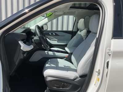 2025 Ford Explorer, $61038. Photo 8