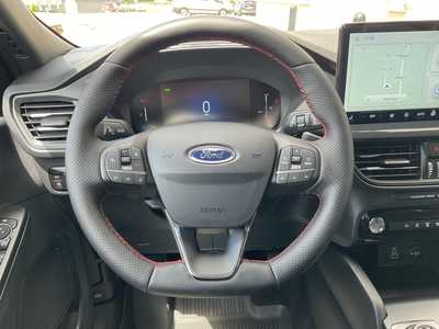 2025 Ford Escape, $37712. Photo 11