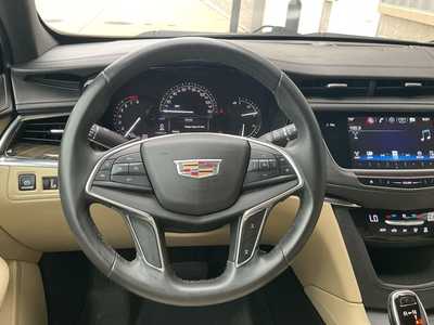 2017 Cadillac XT5, $18850. Photo 11