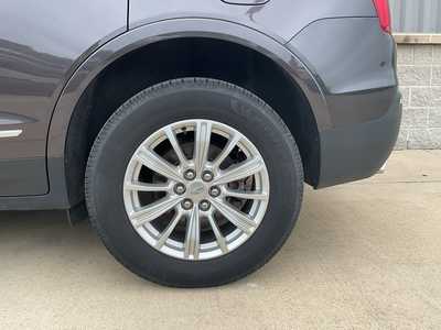 2017 Cadillac XT5, $18850. Photo 6