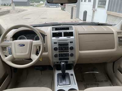 2008 Ford Escape, $8566. Photo 9