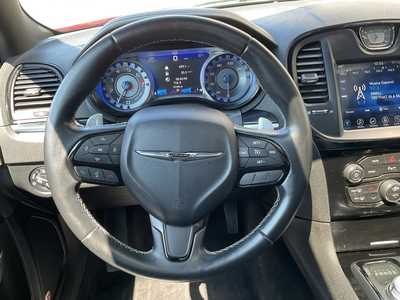 2017 Chrysler 300, $17588. Photo 10