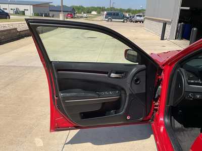 2017 Chrysler 300, $17588. Photo 6