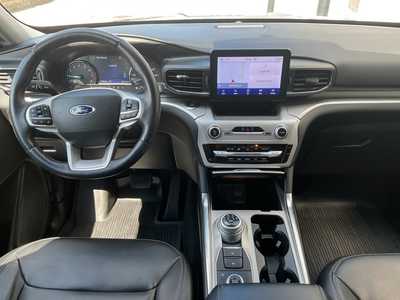 2022 Ford Explorer, $32550. Photo 10