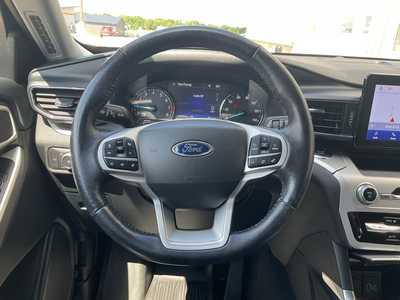 2022 Ford Explorer, $32550. Photo 11