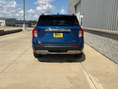 2022 Ford Explorer, $32550. Photo 5