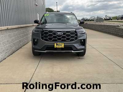 2025 Ford Explorer, $58743. Photo 4