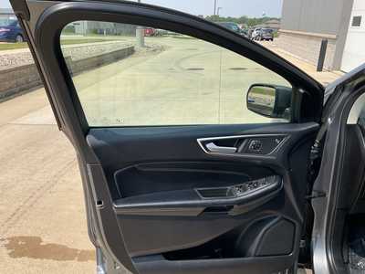 2022 Ford Edge, $24186. Photo 8