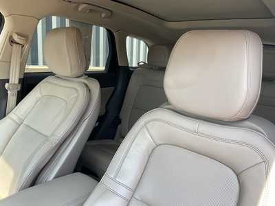 2022 Lincoln Corsair, $33917. Photo 9